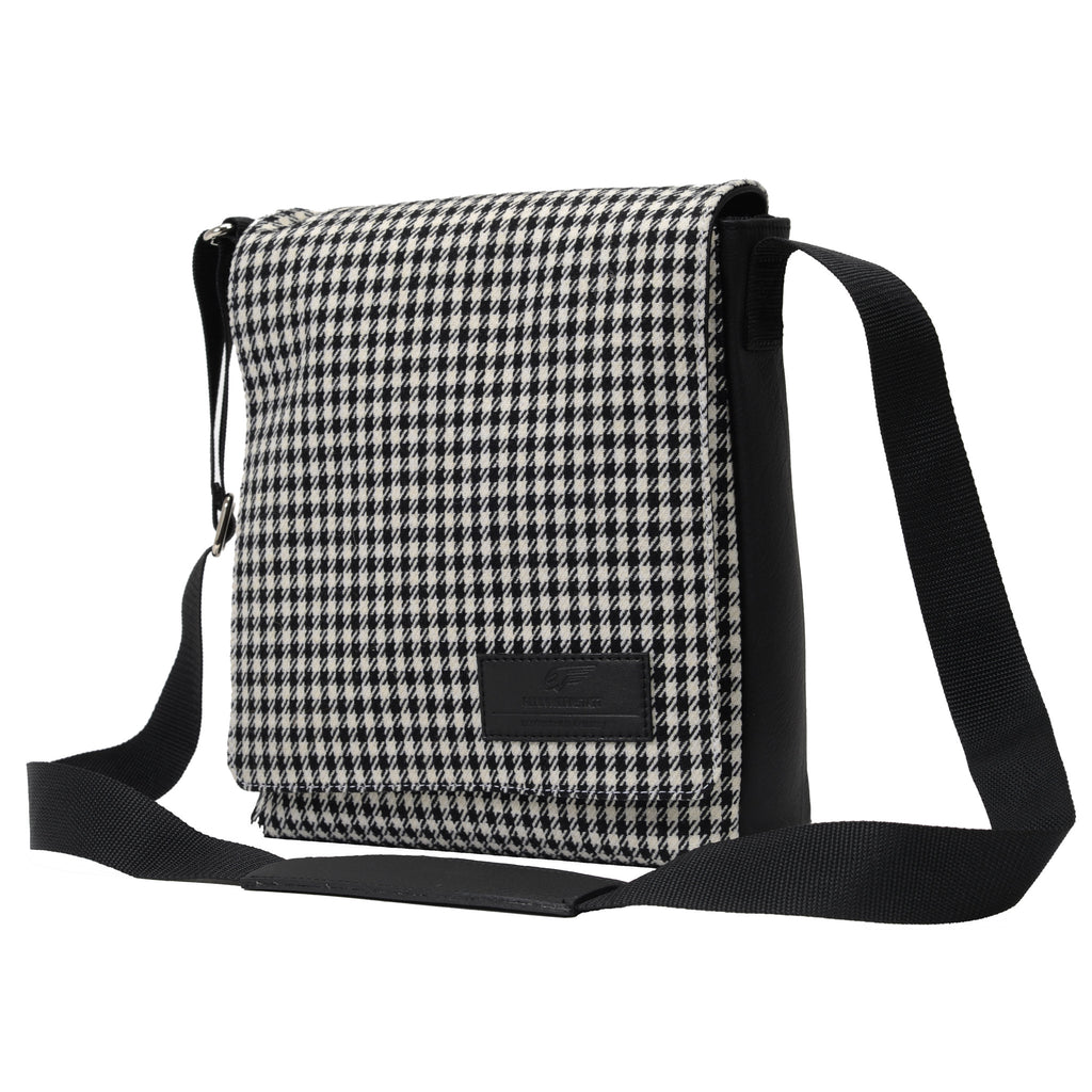 MakeUp Bag / Dopp Kit - Houndstooth 'R' (modern) or Pepita